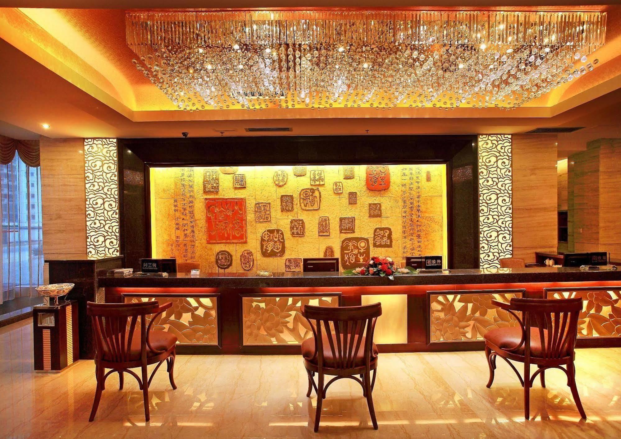 Jasper International Hotel Yangshuo Buitenkant foto