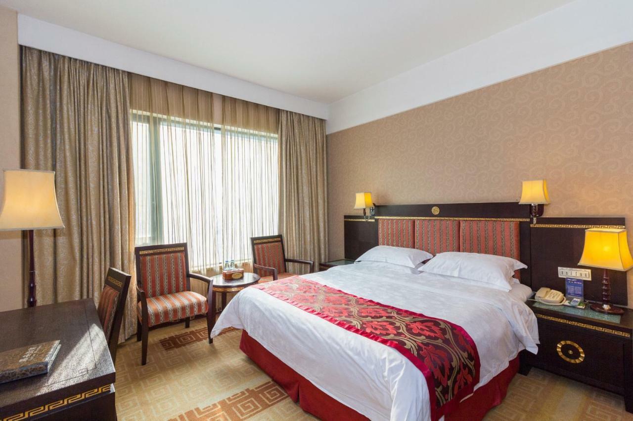 Jasper International Hotel Yangshuo Buitenkant foto