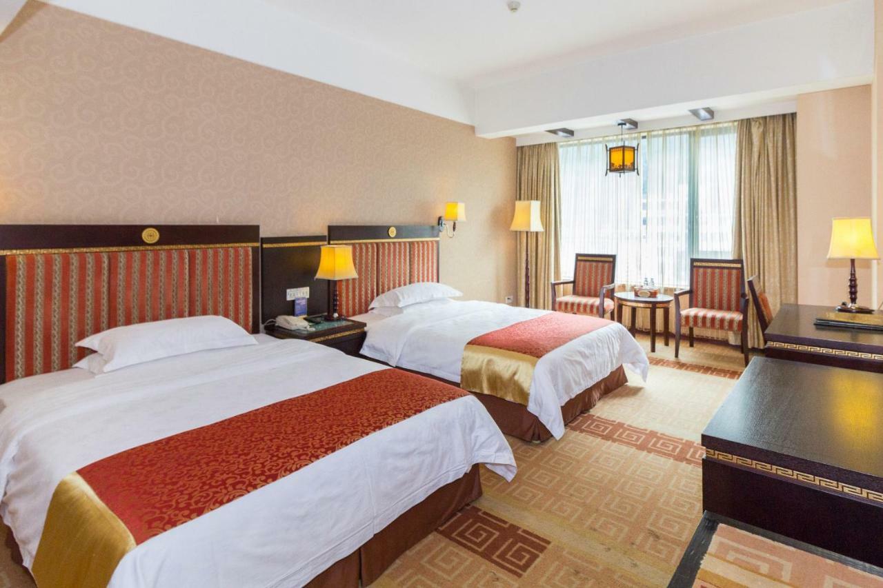 Jasper International Hotel Yangshuo Buitenkant foto