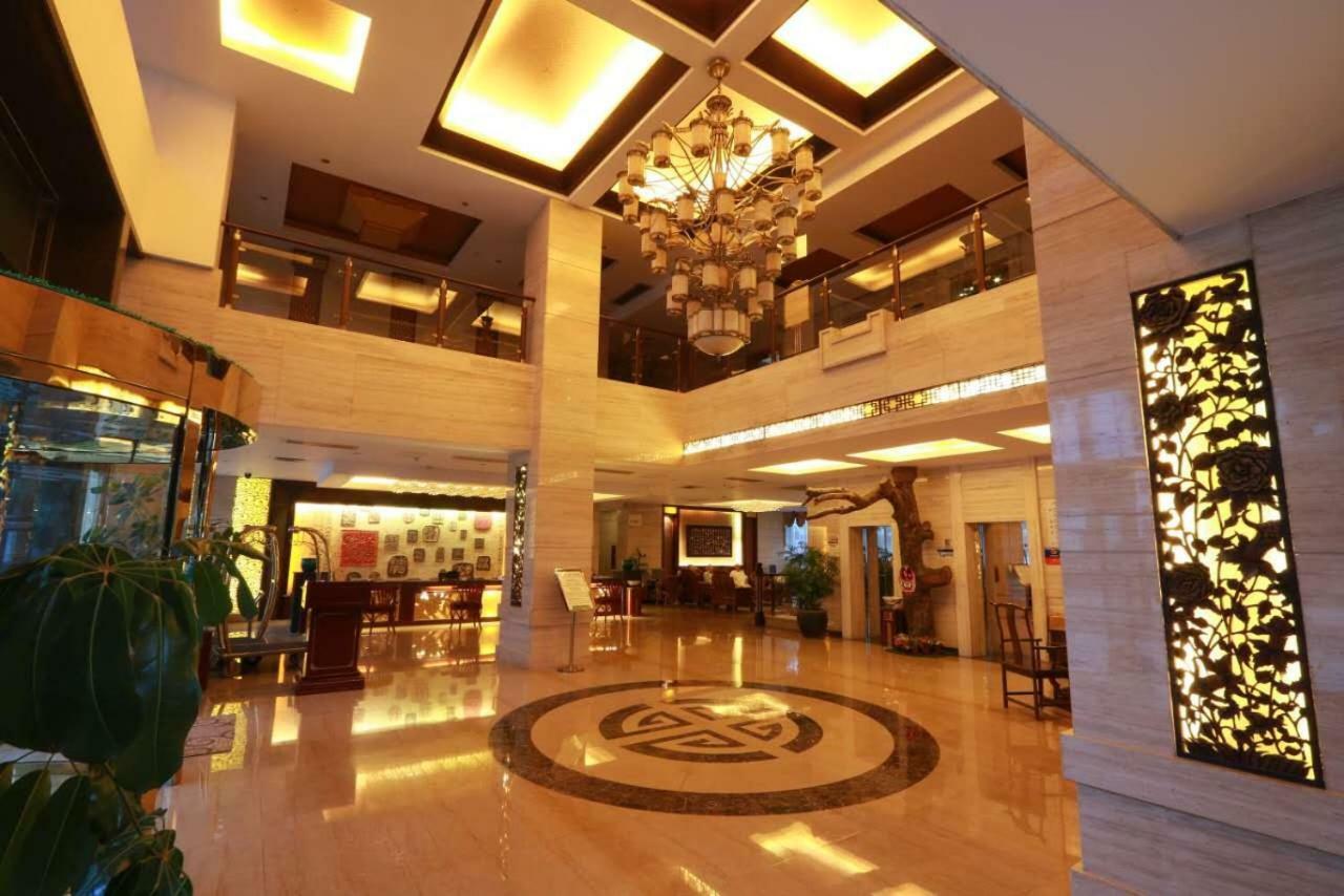 Jasper International Hotel Yangshuo Buitenkant foto