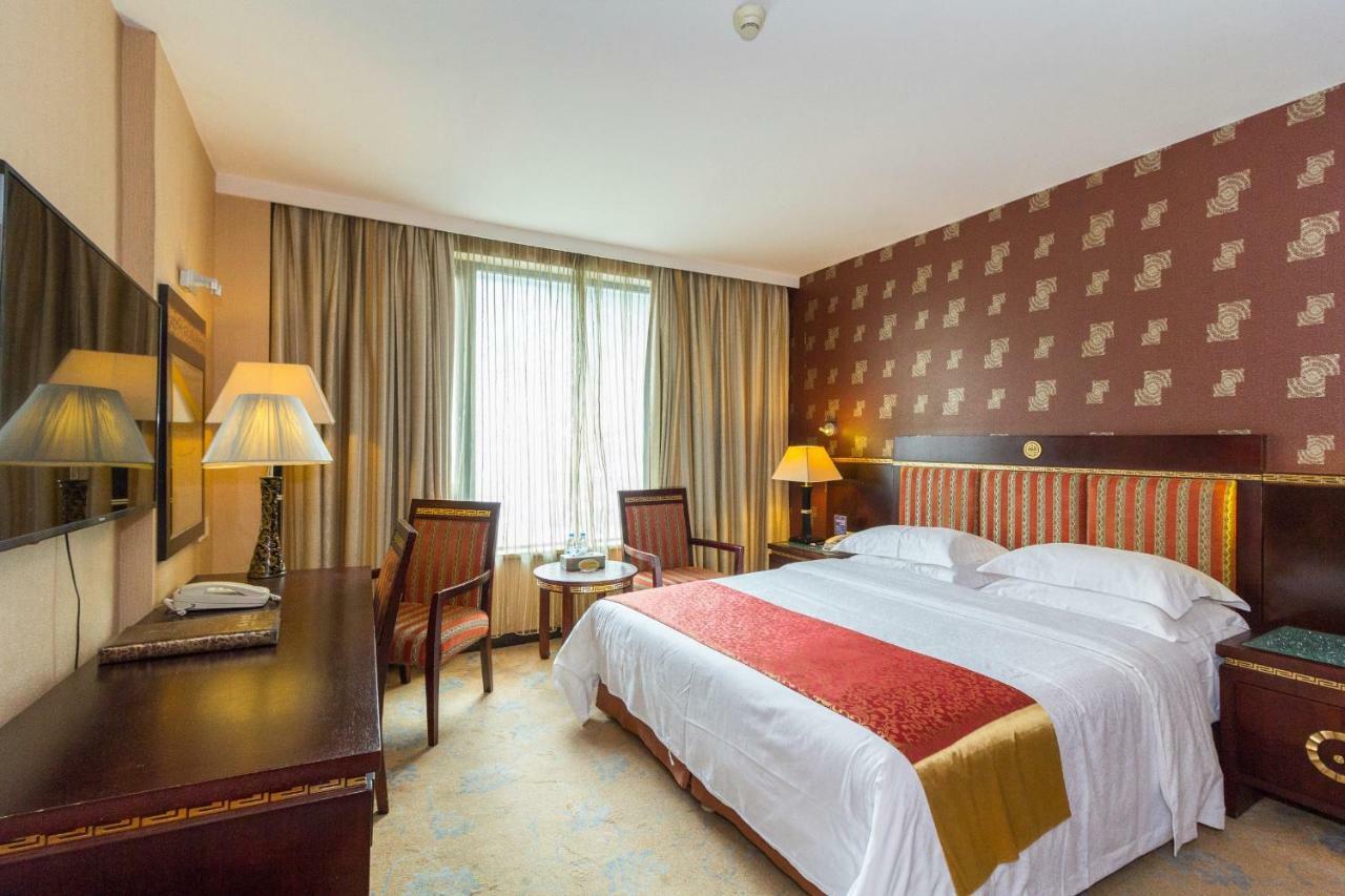 Jasper International Hotel Yangshuo Buitenkant foto
