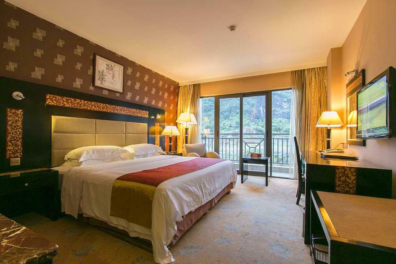 Jasper International Hotel Yangshuo Buitenkant foto