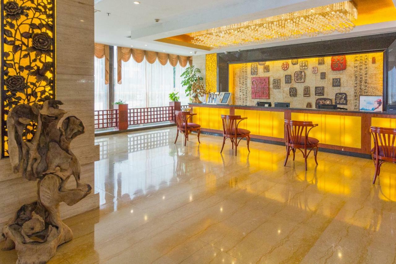 Jasper International Hotel Yangshuo Buitenkant foto