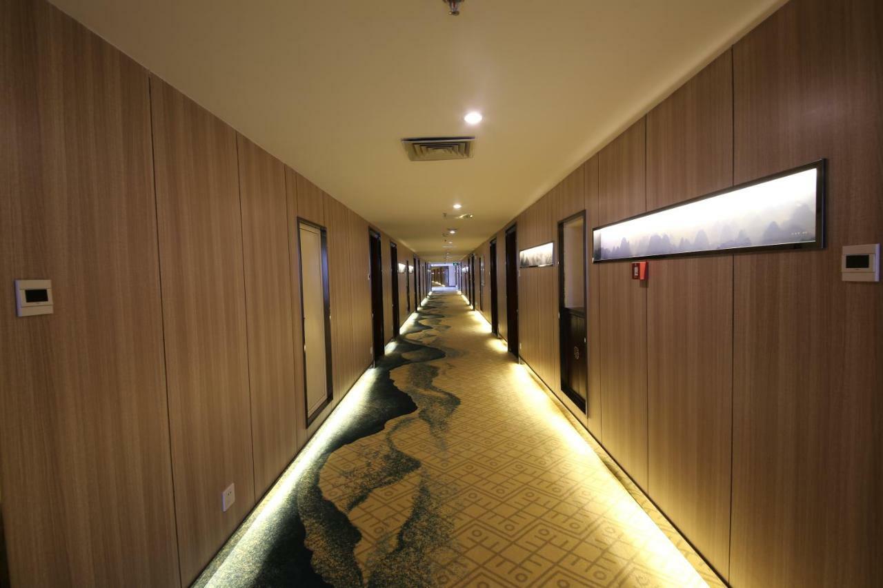 Jasper International Hotel Yangshuo Buitenkant foto