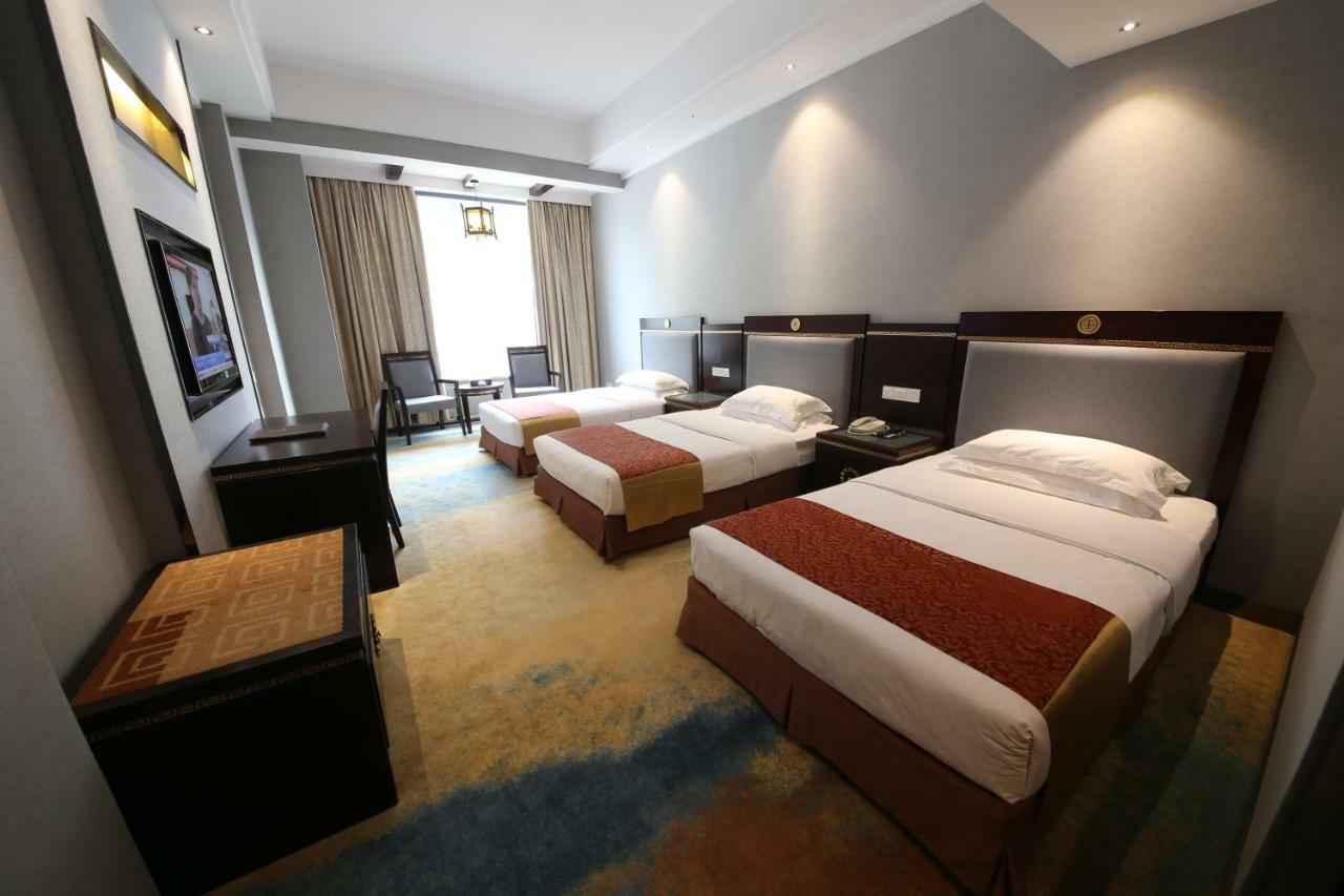 Jasper International Hotel Yangshuo Buitenkant foto