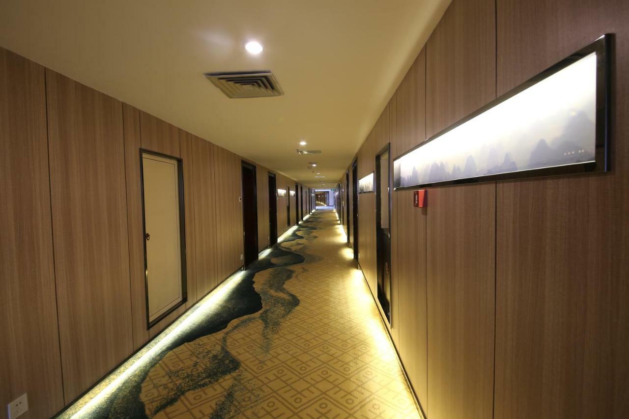 Jasper International Hotel Yangshuo Buitenkant foto